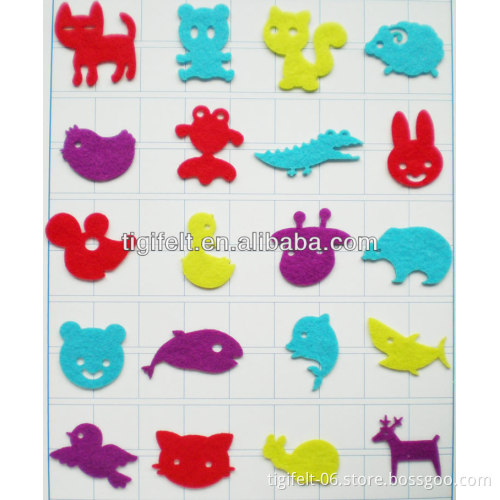 Fashionable Colorful Felt Keychains For Promotion